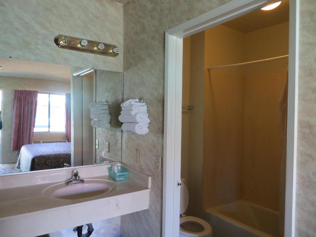 'לונג ביץ Bristol Motel מראה חיצוני תמונה