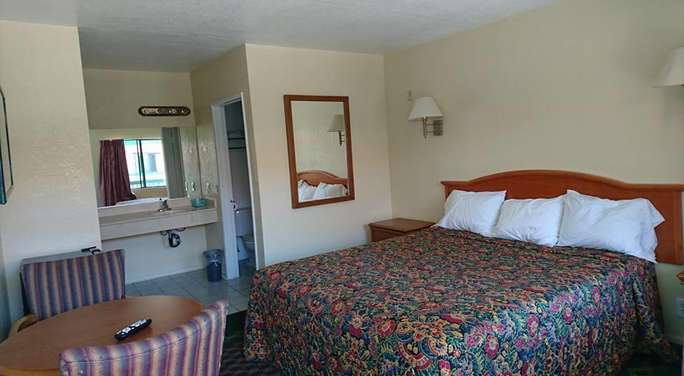 'לונג ביץ Bristol Motel מראה חיצוני תמונה