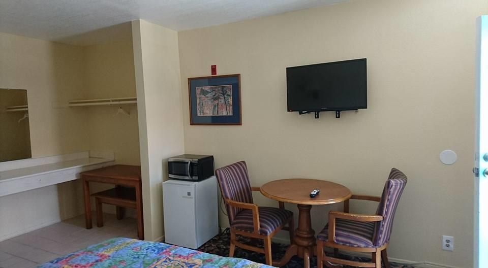 'לונג ביץ Bristol Motel מראה חיצוני תמונה